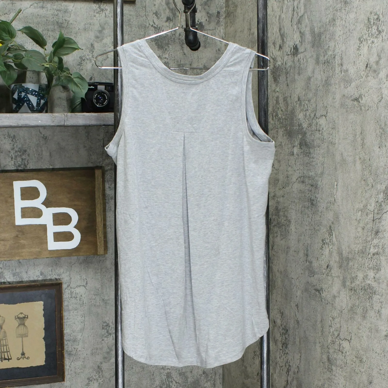 AnyBody Women's Cozy Knit Side Split Tank Top With Back Pleat