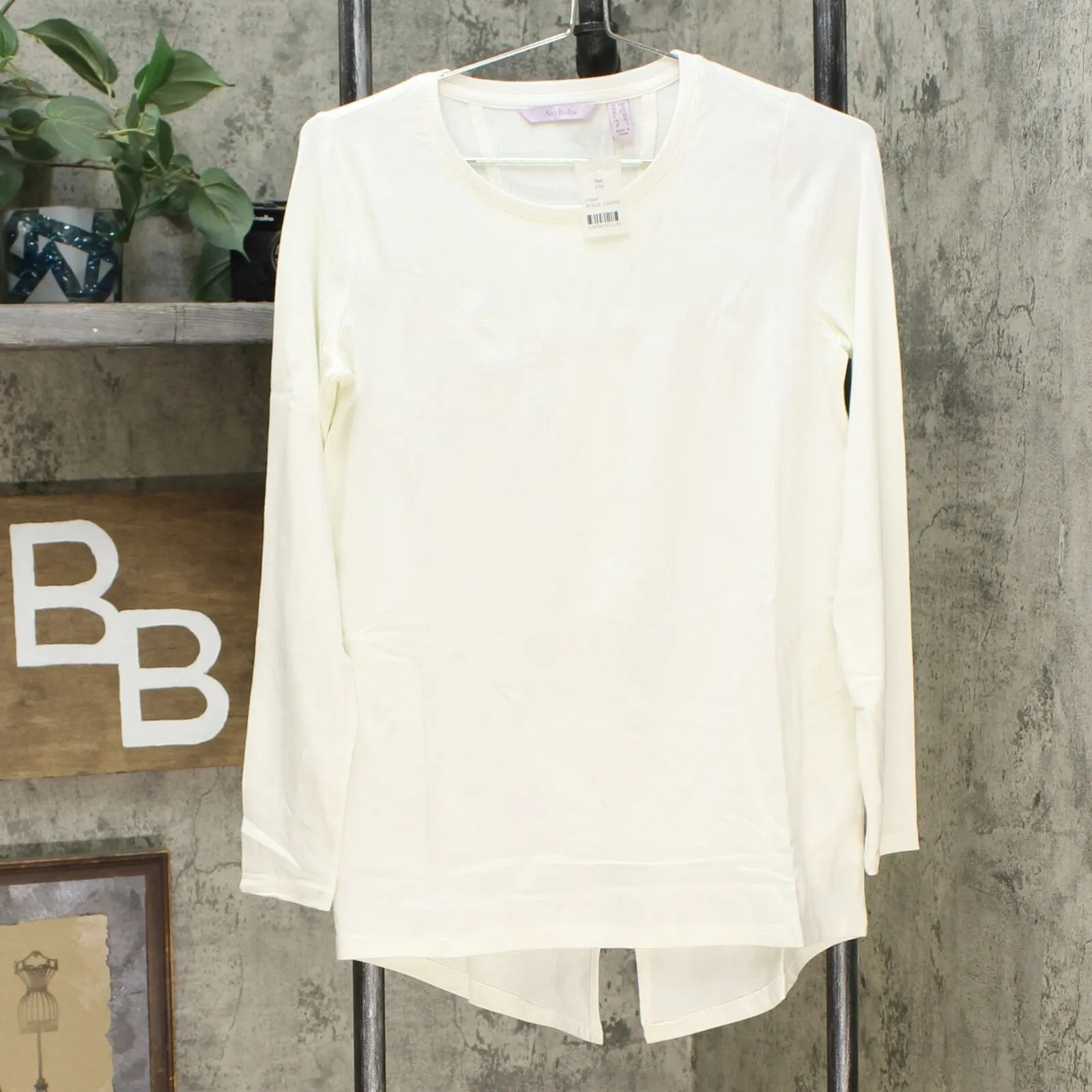 AnyBody Women's Split Back Long Sleeve Cozy Knit Top