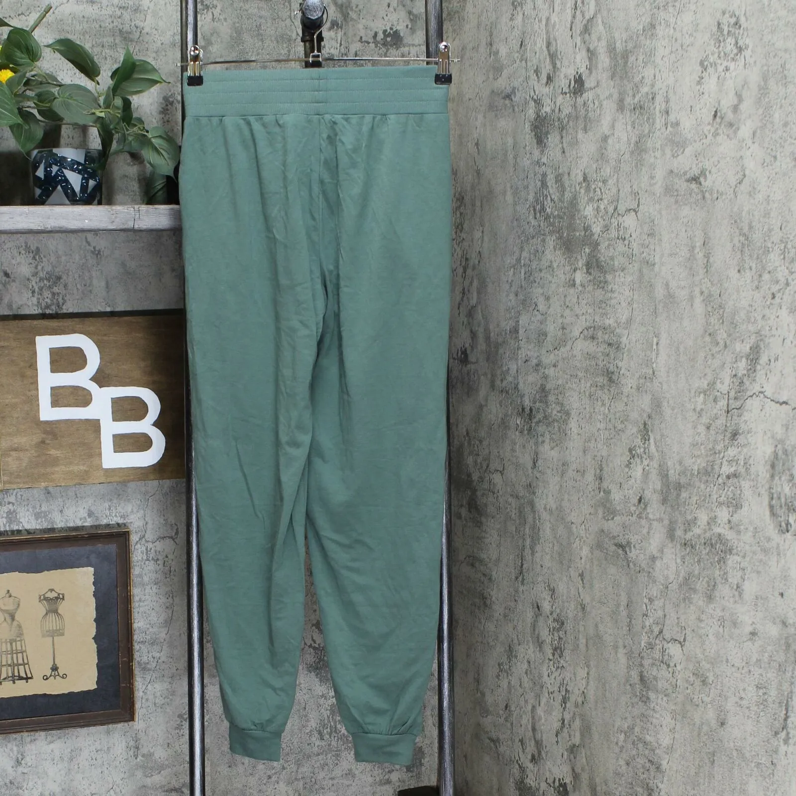 AnyBody Women's Tall Side Ribbed Cozy Knit Jogger Pants