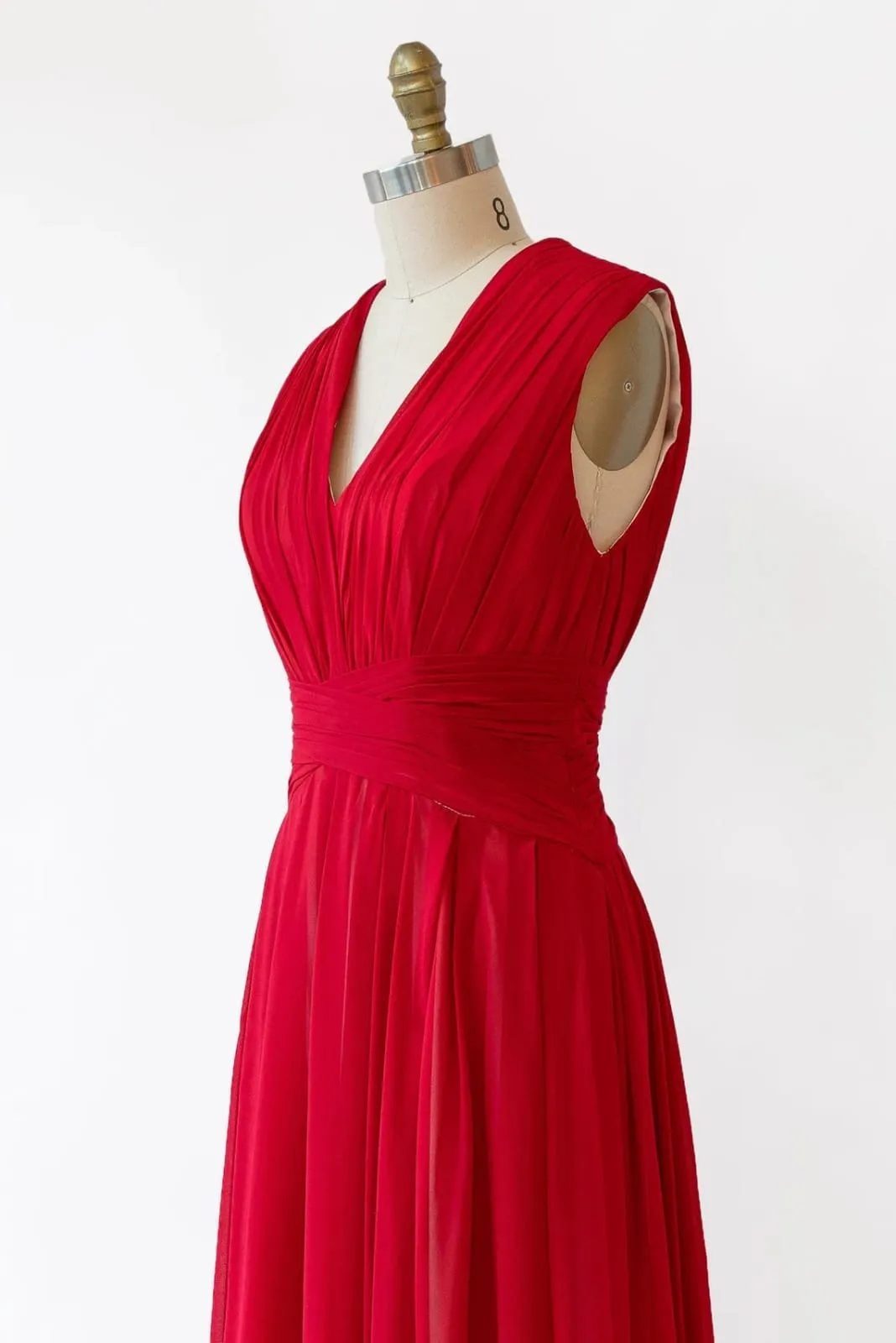Crinkle V Neck Sleeveless Pleated Red Chiffon Long Bridesmaid Dress