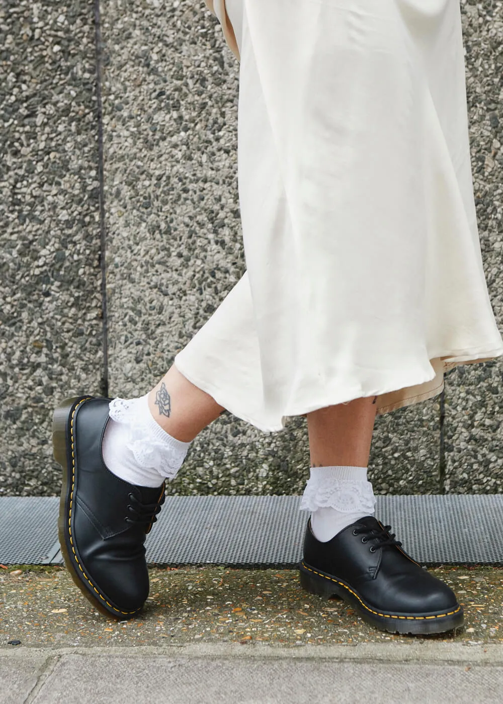 Dr. Martens Frill Lace Socks White