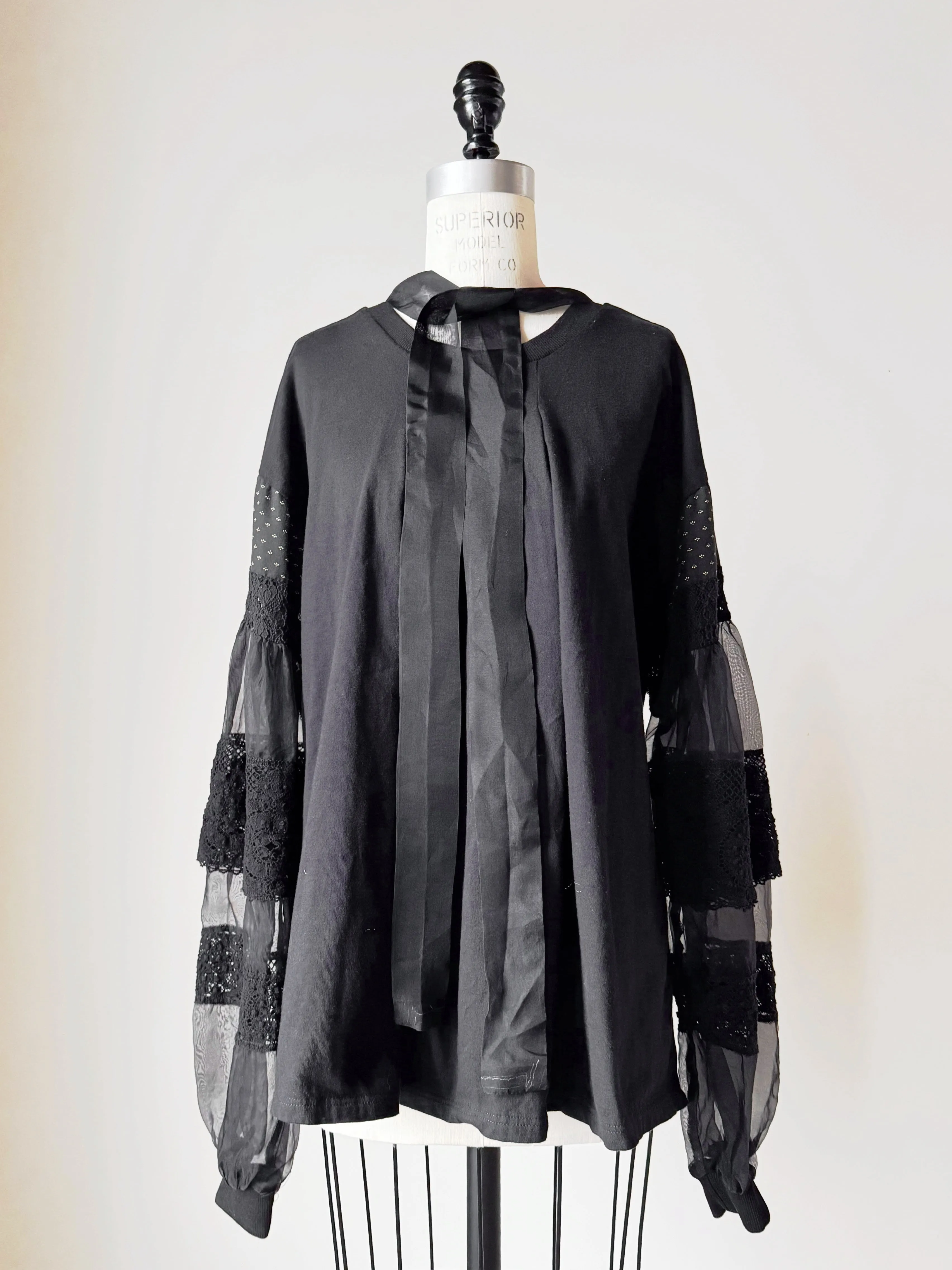 holiday lace and organza sleeve top