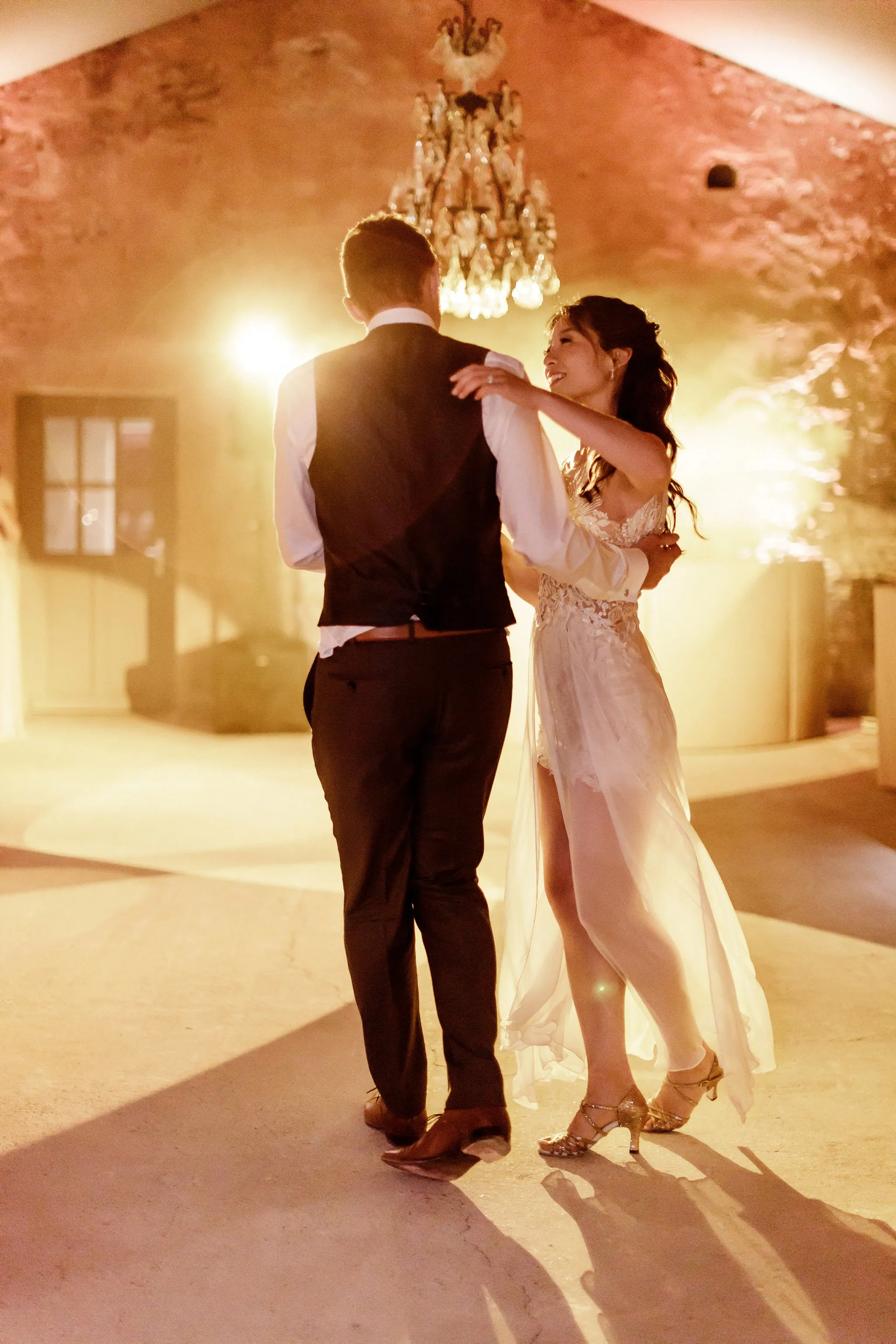 Lace and Chiffon Wedding Dress with high slit (#Juliana)