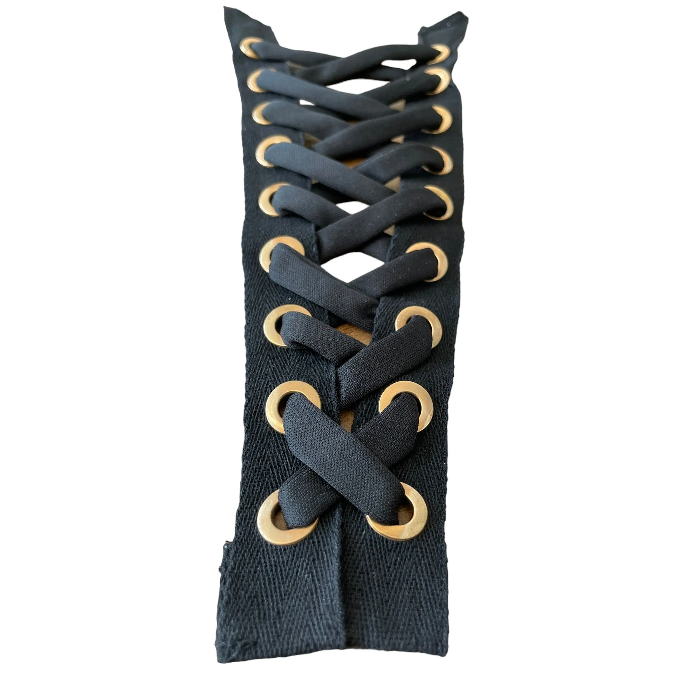 Lace it up! (trim)
