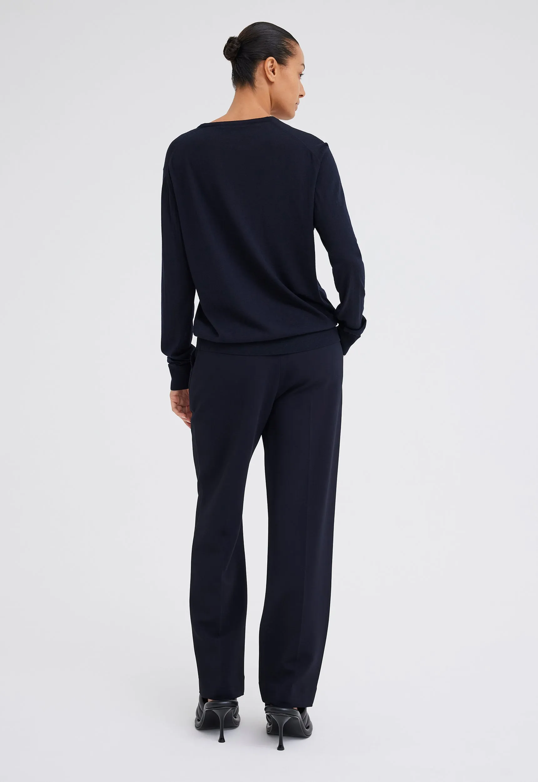 Layton Merino Wool Sweater - Darkest Navy