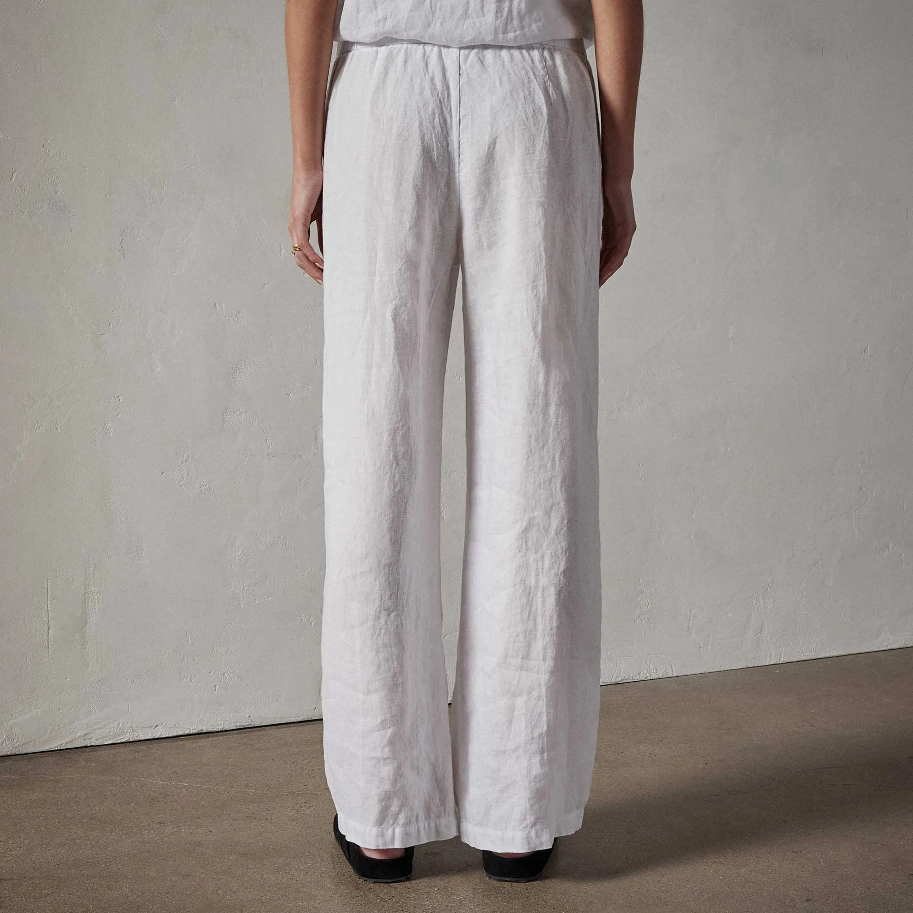 Lightweight Linen Pant - White