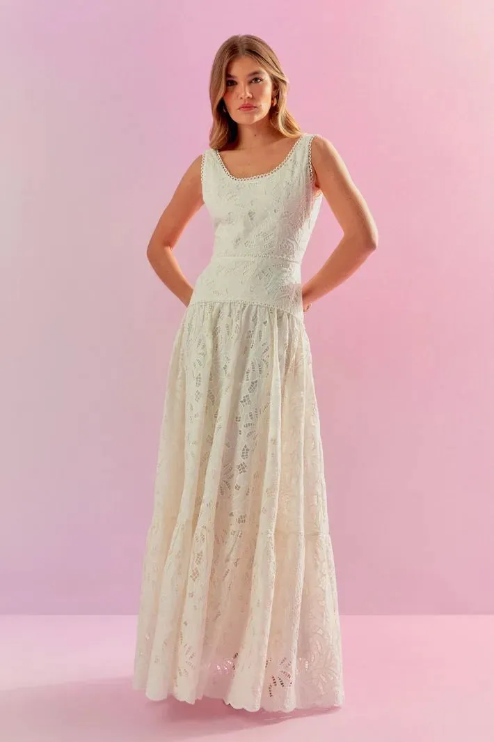 LONG LACE DRESS