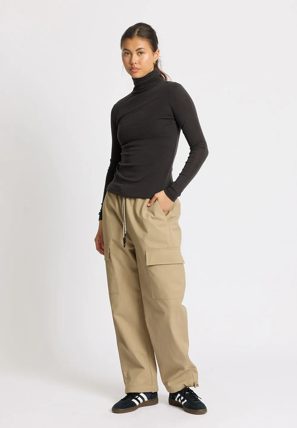 Mona wool roll neck - almost black