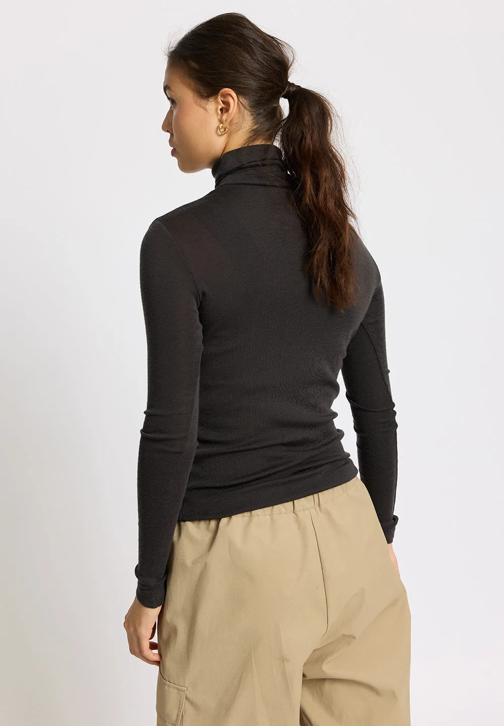 Mona wool roll neck - almost black