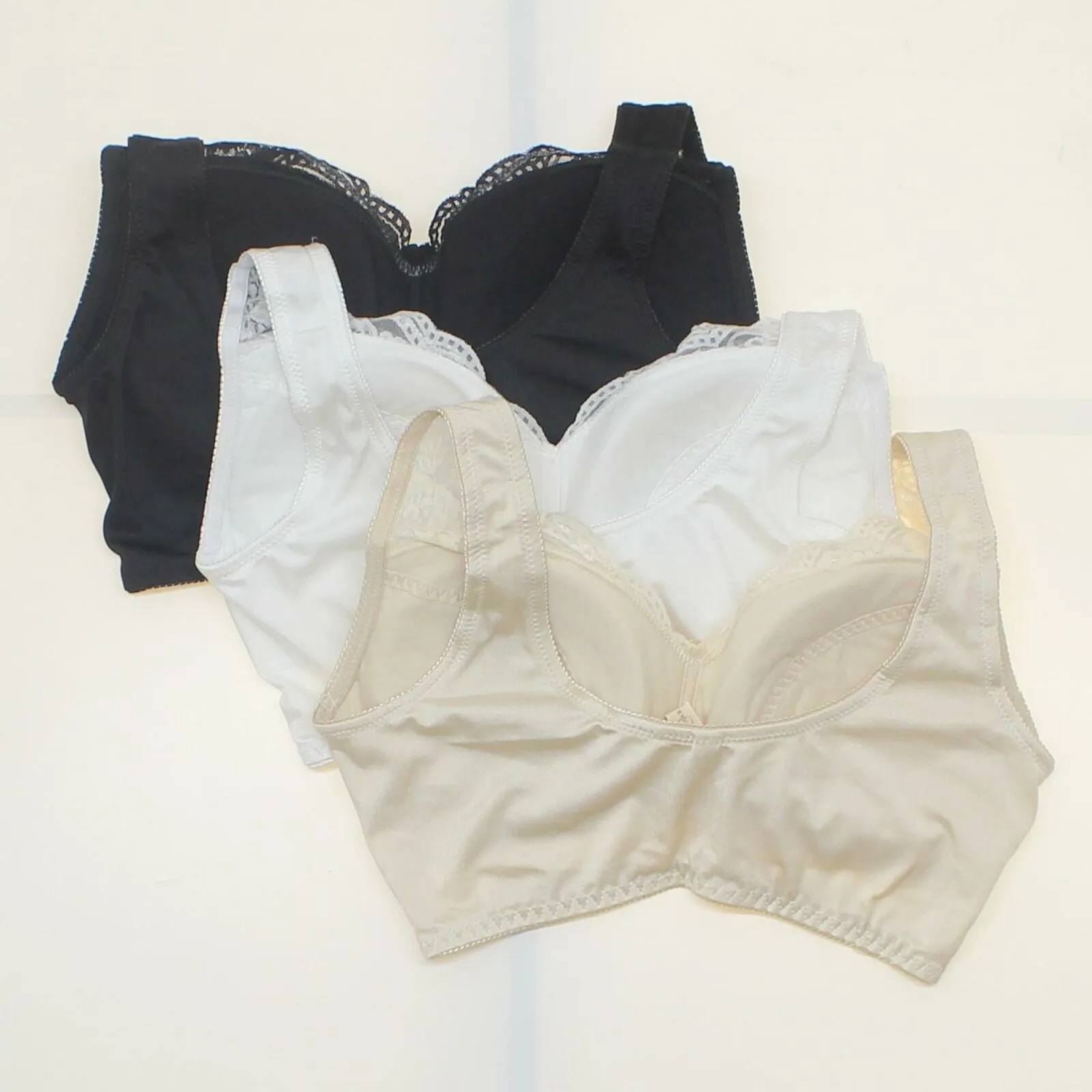 Rhonda Shear 3-Pack Pinup Bras With Removable Pads Black/ White/ Nude Medium