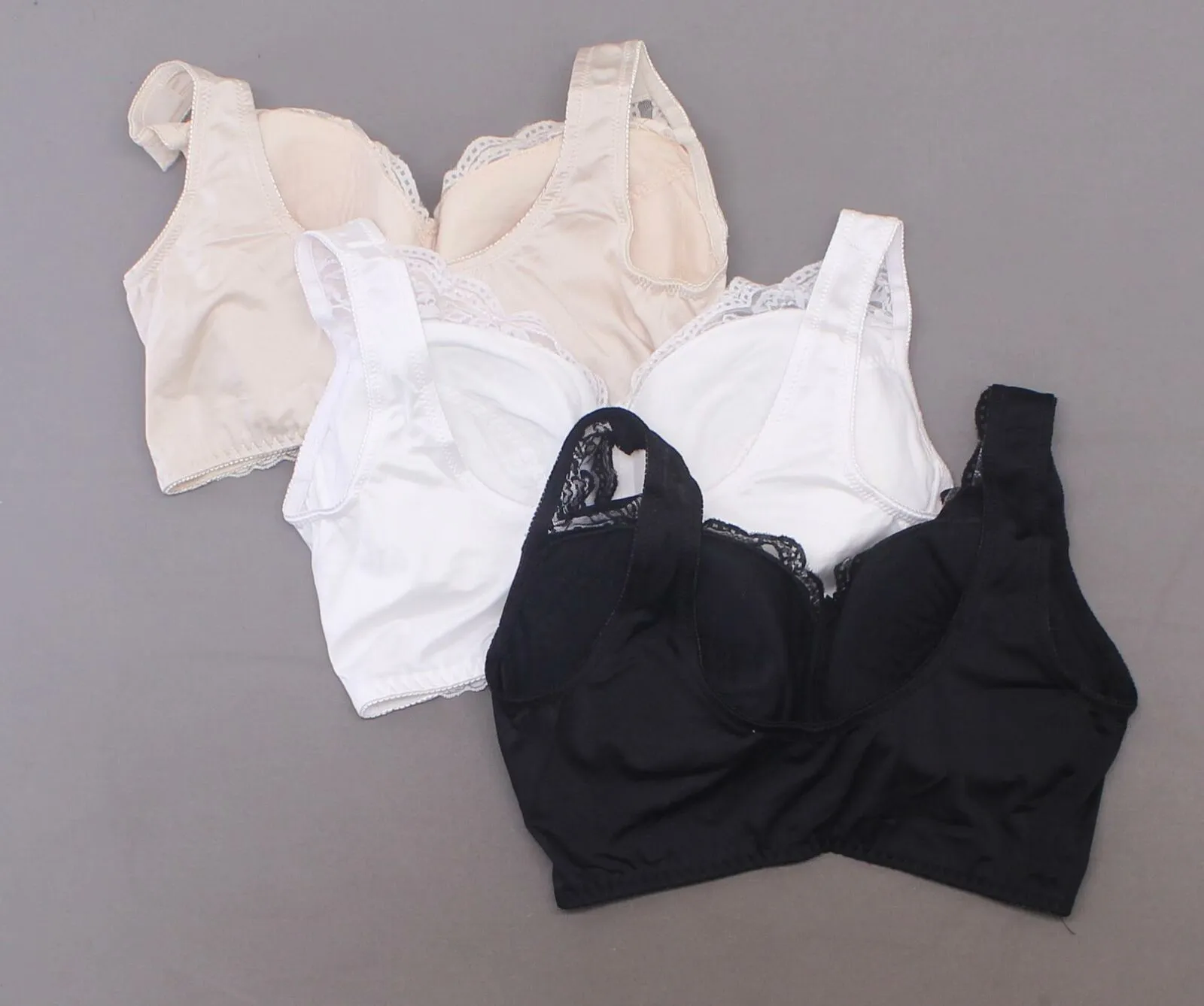 Rhonda Shear 3 Pack Women's Pinup Bras With Removable Pads