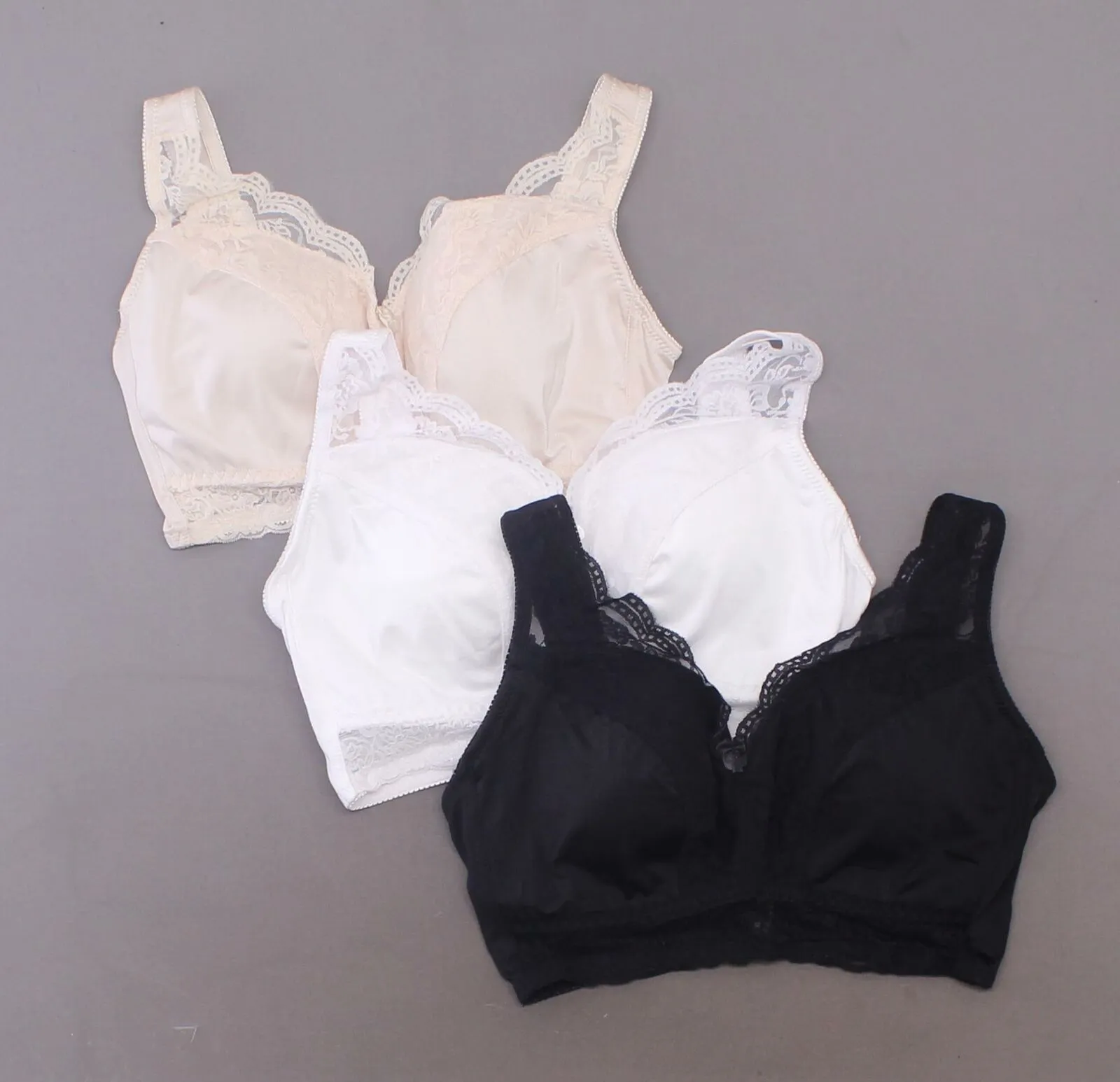 Rhonda Shear 3 Pack Women's Pinup Bras With Removable Pads