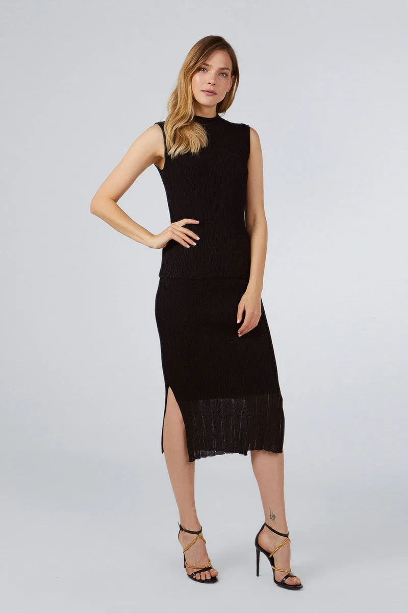 RIBBED SKIRT WITH GLITTERED BOTTOM