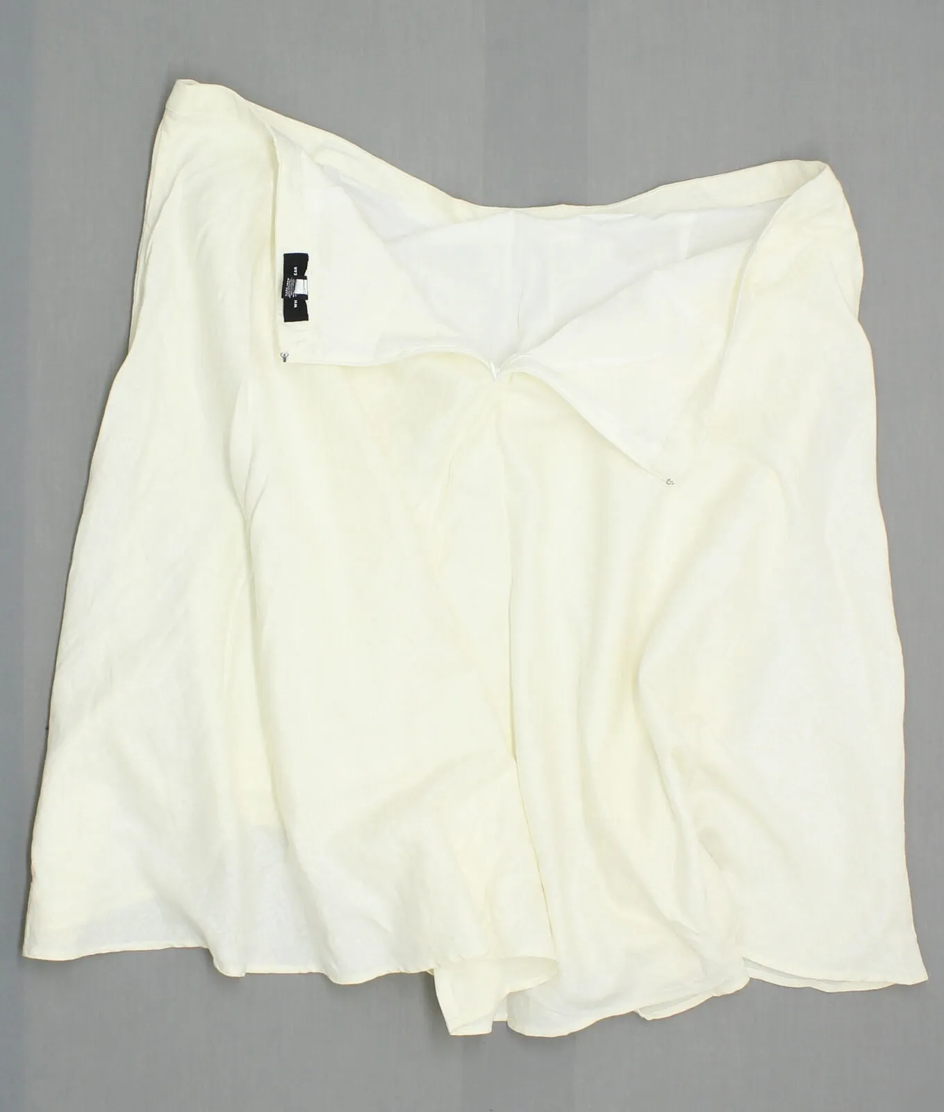 Who What Wear Women's Plus Size Back Zip Linen Blend Swing Skirt Cream 26W