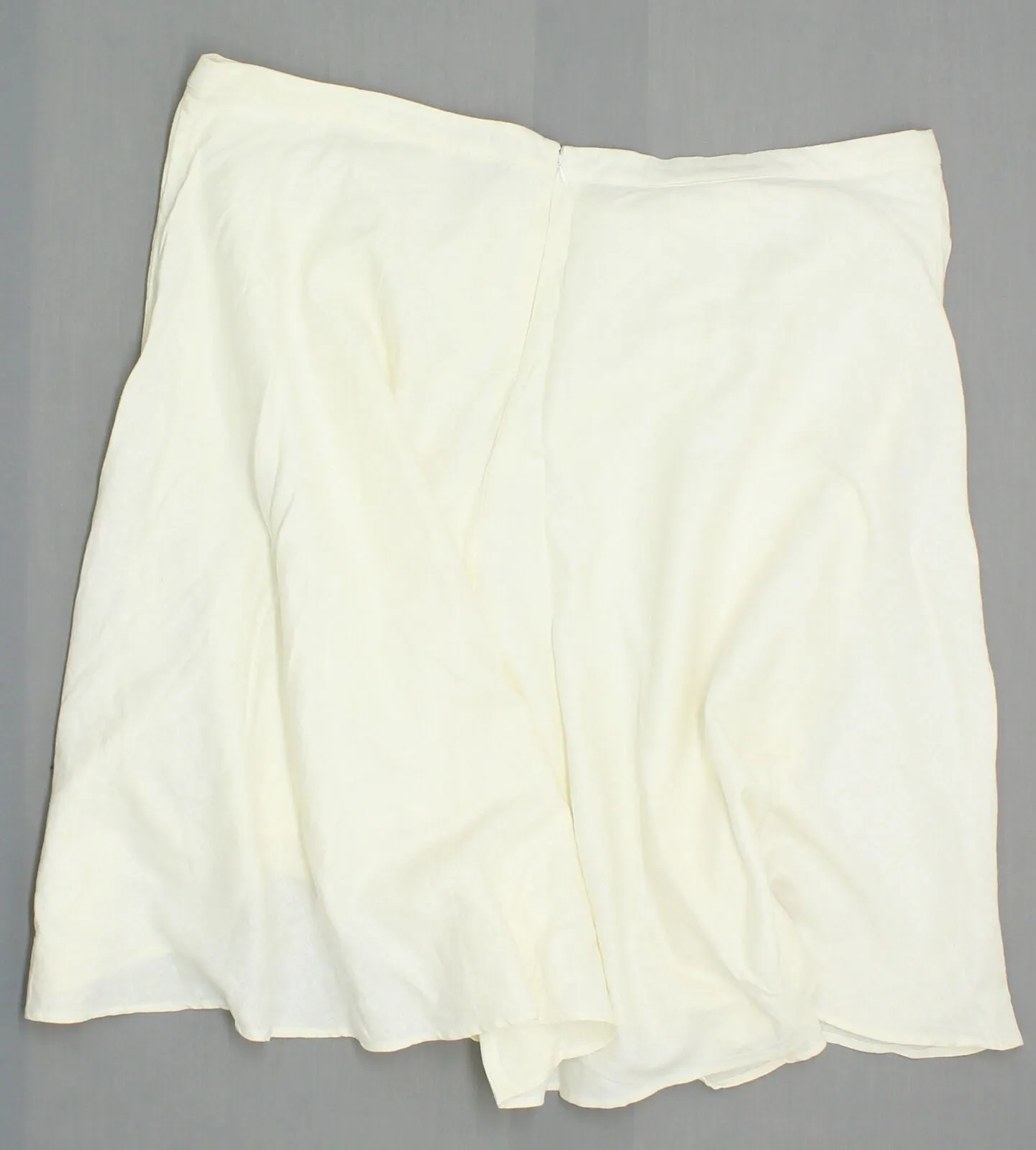 Who What Wear Women's Plus Size Back Zip Linen Blend Swing Skirt Cream 26W