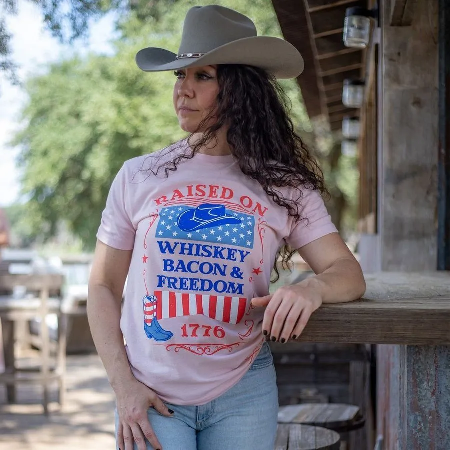 Women's Raised Right Boyfriend Fit T-Shirt - Light Pink