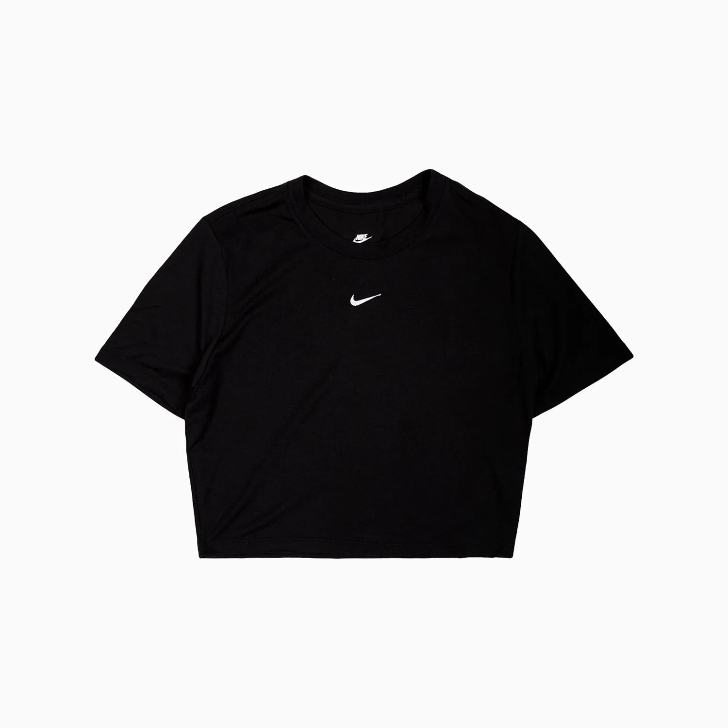 Women's Sportswear Essentials Outfit