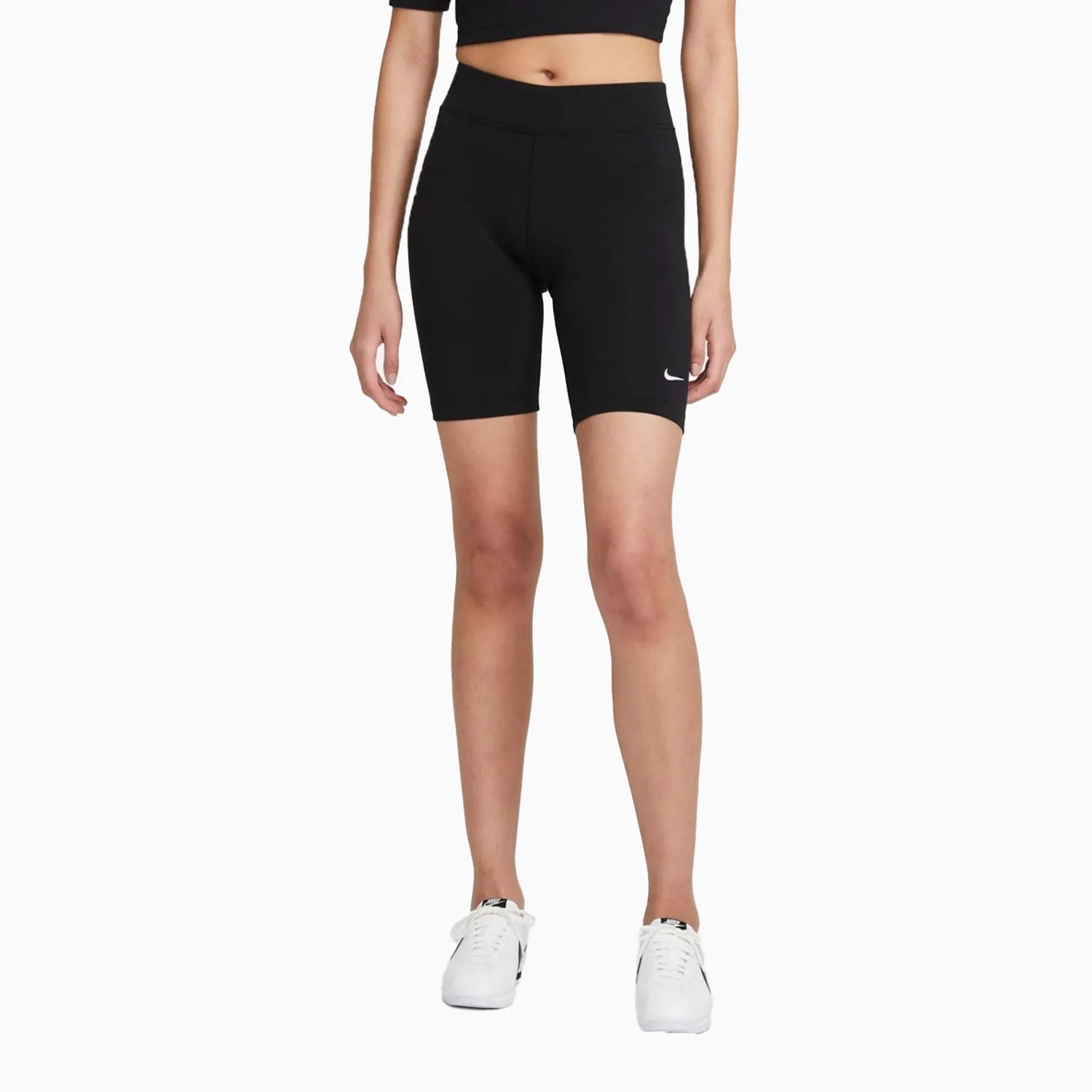 Women's Sportswear Essentials Outfit