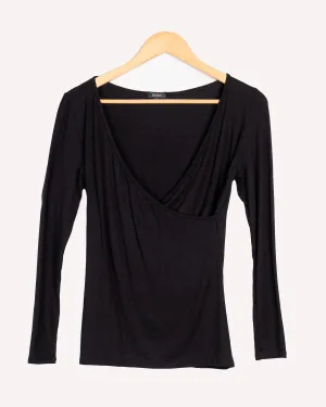 Women's Top with Crossed Neckline and Long Sleeves.
