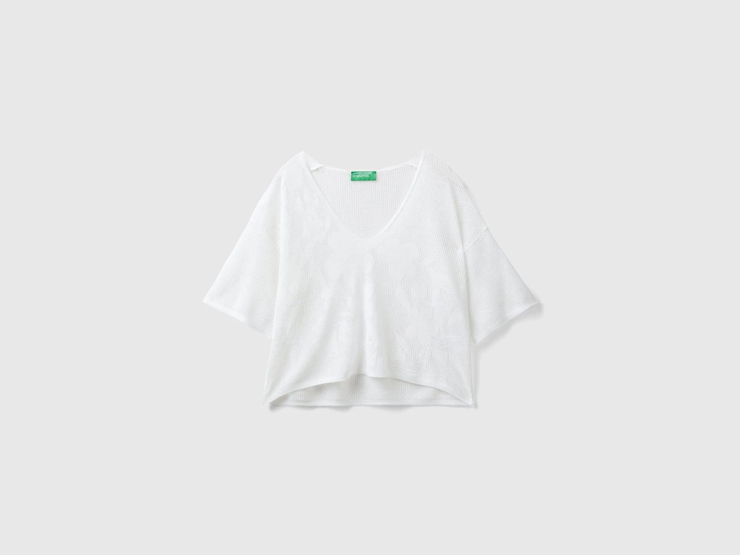 WoMen's White V-Neck Tricot Top