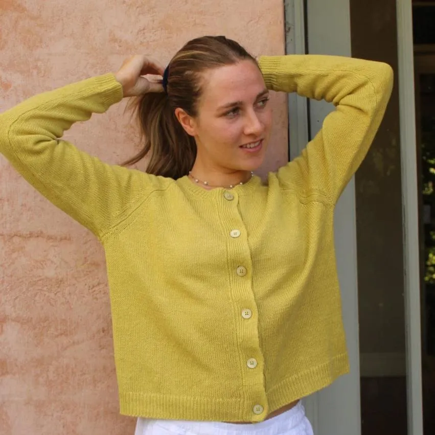 Yas Raglan Cardigan - Light Olive